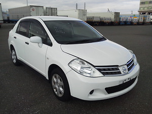 Отзыв Nissan Tiida latio 2010