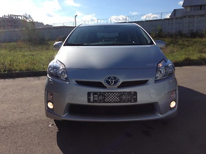Отзыв Toyota Prius 2010