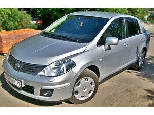Отзыв Nissan Tiida 2008