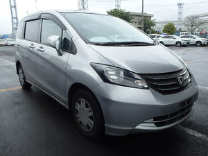 Отзыв Honda Freed 2009