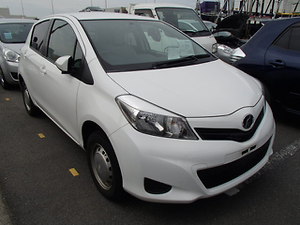 Отзыв Toyota Vitz 2011