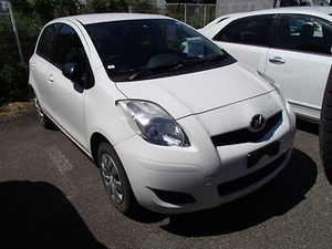 Отзыв Toyota Vitz 2010