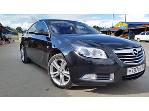 Отзыв Opel Insignia 2012