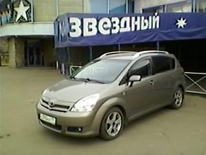 Отзыв Toyota Verso 2006