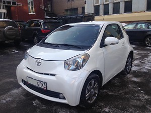 Отзыв Toyota iQ 2009