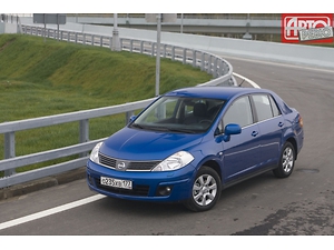 Фото каталог авто Nissan Tiida, фото 1