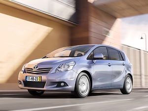 Фото каталог авто Toyota Verso, фото 1