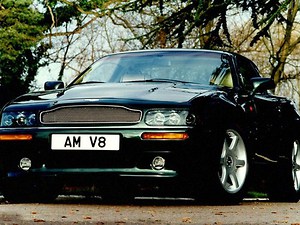 Фото каталог авто Aston Martin V8 Coupe, фото 1