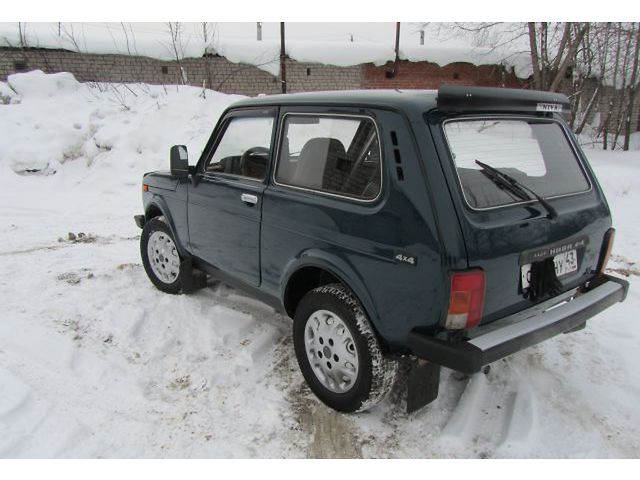 ВАЗ Нива 4х4 (2121)  Киров 2001 1