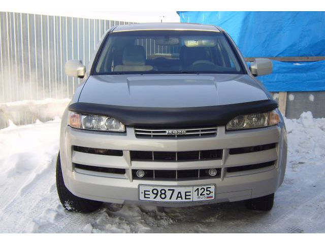 Isuzu Bighorn  Хабаровск 2003 1