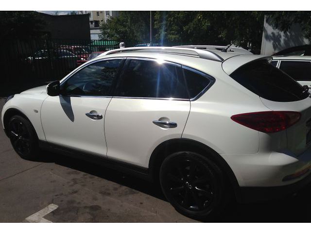 Infiniti EX  Москва 2012 1