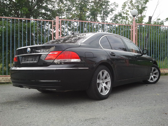 BMW 7  Екатеринбург 2006 1
