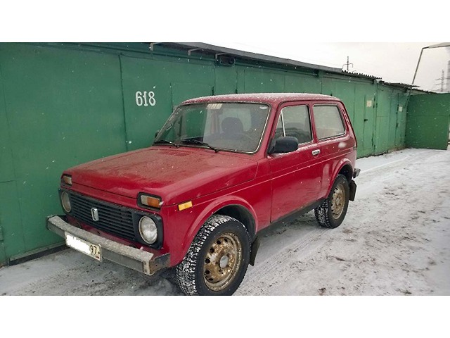 ВАЗ Нива 4х4 (2121)  Москва 2000 1