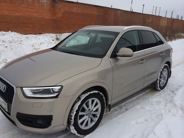 Audi Q3  Москва 2012 1